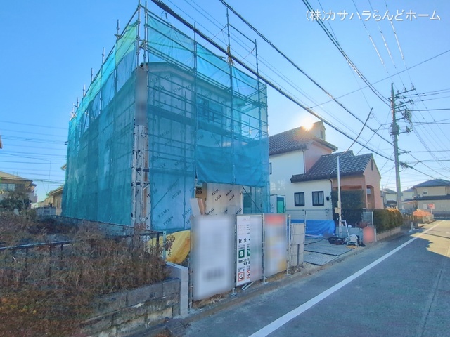 埼玉県坂戸市鶴舞2丁目の新築戸建てシート写真 2026年1月8日撮影