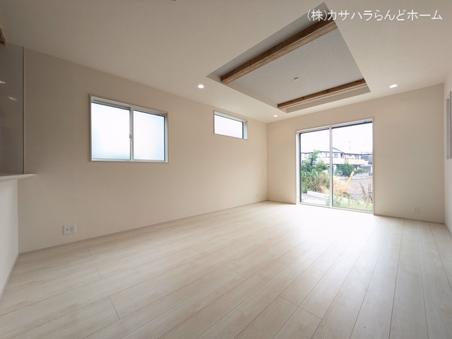 川越市仙波町4丁目（戸建）01 リビング