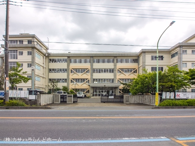 鶴ヶ島市立藤中学校