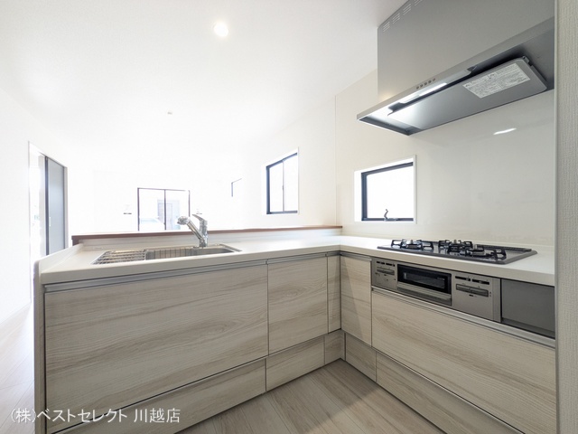 埼玉県川越市今成1丁目の新築戸建てキッチン写真 2025年8月28日撮影