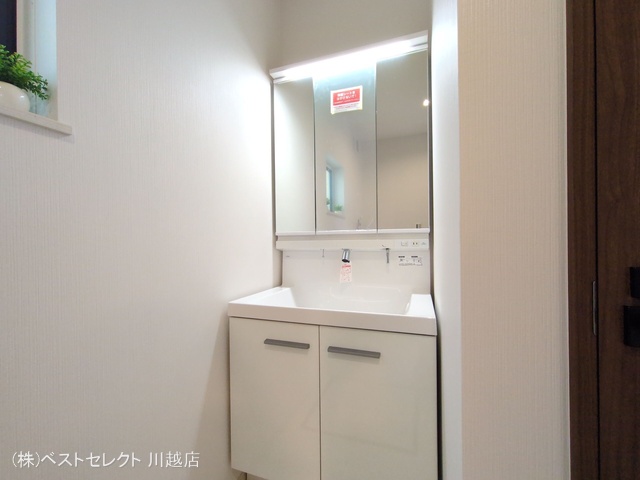 埼玉県川越市氷川町の新築戸建て洗面所写真 2025年8月21日撮影