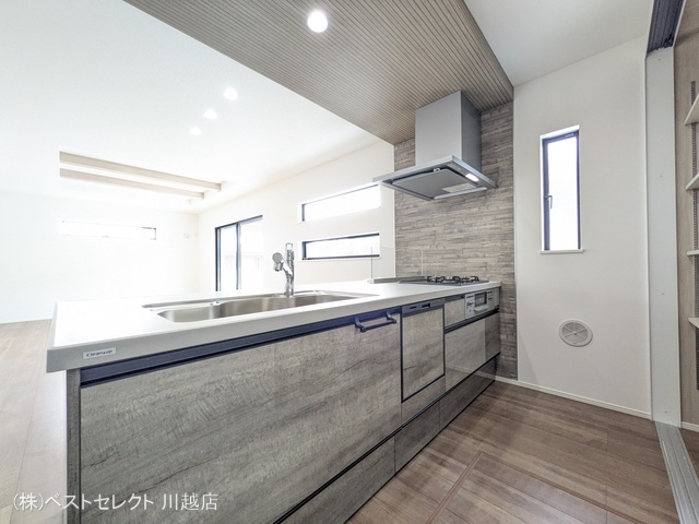 埼玉県川越市上野田町の新築戸建てキッチン写真 2025年8月24日撮影