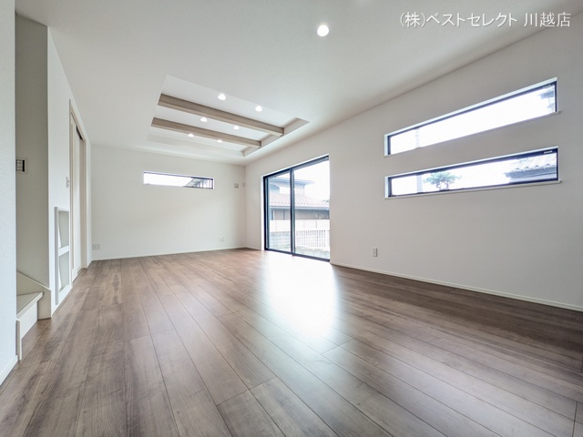 埼玉県川越市上野田町の新築戸建てリビング写真 2025年8月24日撮影