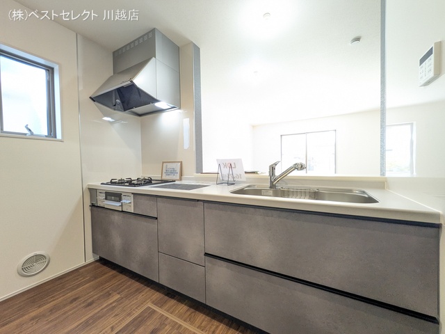 埼玉県川越市仙波町3丁目の新築戸建てキッチン写真 2025年8月24日撮影