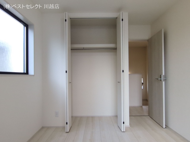 埼玉県川越市大字藤間の新築戸建て収納(ウォークインクローゼット)写真 2025年8月27日撮影