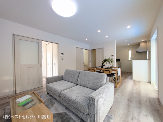 埼玉県川越市大字今福の新築戸建て内装写真 2025年8月21日撮影