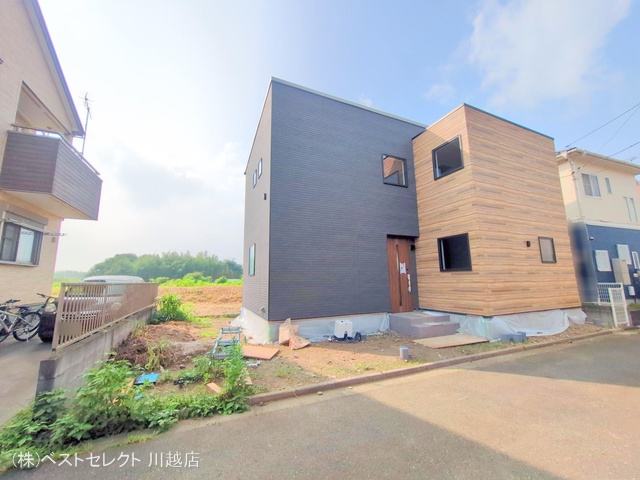 埼玉県川越市大字的場の新築戸建て外構写真 2025年7月8日撮影