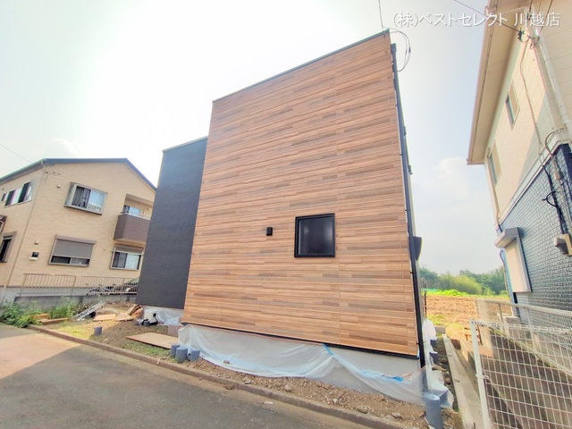 埼玉県川越市大字的場の新築戸建て外構写真 2025年7月8日撮影