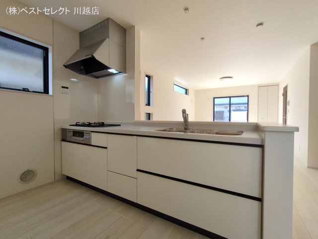 埼玉県川越市大字扇河岸の新築戸建てキッチン写真 2025年9月25日撮影