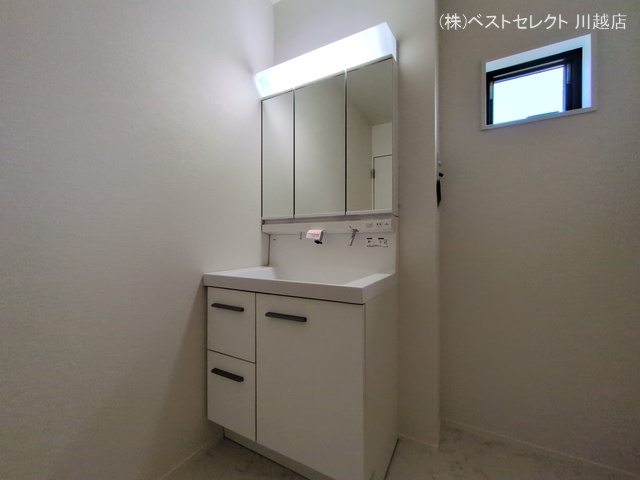 埼玉県川越市熊野町の新築戸建て洗面所写真 2025年10月1日撮影