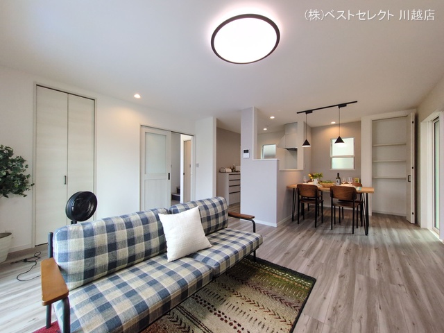埼玉県川越市志多町の新築戸建てリビング写真 2025年8月21日撮影