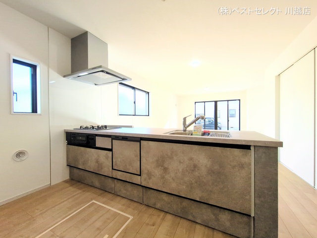 埼玉県川越市新宿町３丁目の新築戸建てキッチン写真 2025年11月9日撮影