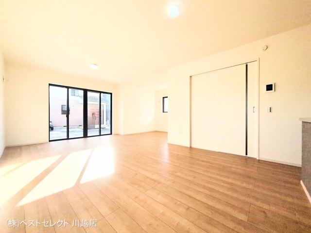 埼玉県川越市新宿町３丁目の新築戸建てリビング写真 2025年11月9日撮影