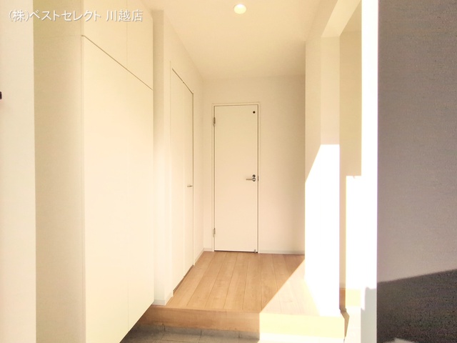 埼玉県川越市新宿町３丁目の新築戸建て玄関写真 2025年11月9日撮影