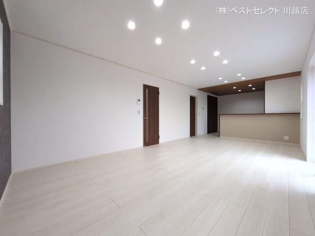 埼玉県川越市諏訪町の新築戸建て内装写真 2025年10月8日撮影