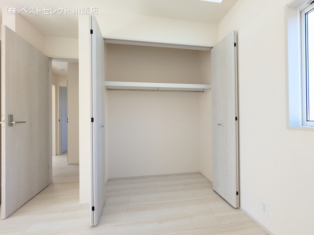 埼玉県川越市豊田町２丁目の新築戸建て収納(ウォークインクローゼット)写真 2026年4月2日撮影