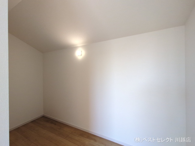 埼玉県川越市霞ケ関北６丁目の新築戸建て収納(ウォークインクローゼット)写真 2026年3月4日撮影