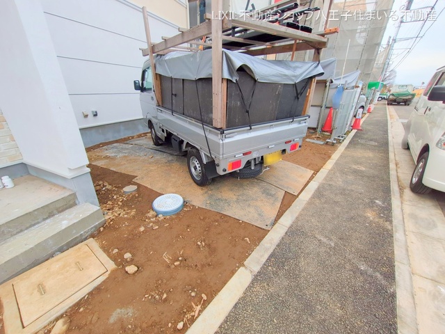 東京都日野市新井1丁目の新築戸建て外構写真 2025年3月10日撮影