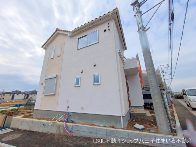 東京都日野市新井1丁目の新築戸建て外構写真 2025年3月10日撮影