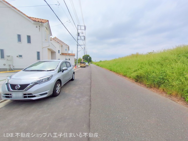 東京都日野市新井1丁目の新築戸建て完成写真 2025年4月24日撮影