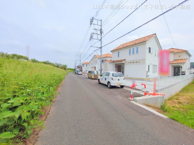 東京都日野市新井1丁目の新築戸建て完成写真 2025年4月24日撮影