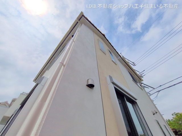 東京都日野市新井1丁目の新築戸建て完成写真 2025年4月24日撮影
