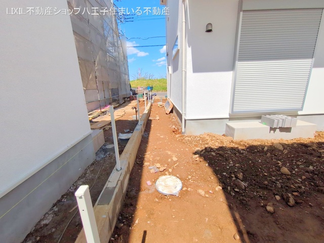 東京都日野市新井1丁目の新築戸建て外構写真 2025年4月3日撮影