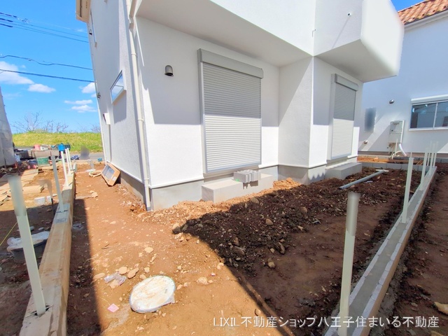 東京都日野市新井1丁目の新築戸建て外構写真 2025年4月3日撮影