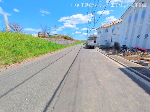 東京都日野市新井1丁目の新築戸建て外構写真 2025年4月3日撮影