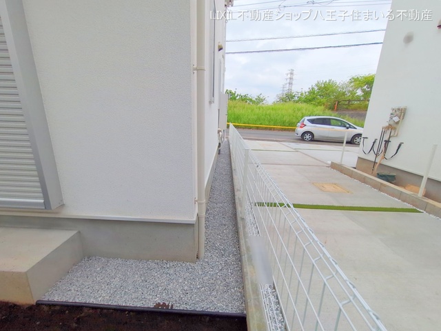 東京都日野市新井1丁目の新築戸建て完成写真 2025年4月24日撮影