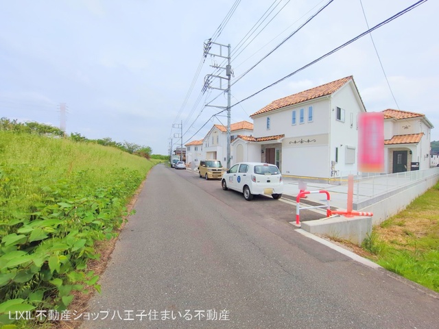 東京都日野市新井1丁目の新築戸建て完成写真 2025年4月24日撮影