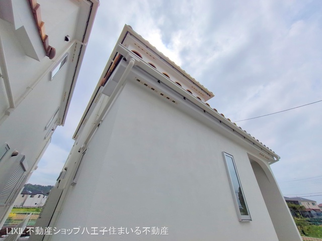 東京都日野市新井1丁目の新築戸建て完成写真 2025年4月24日撮影