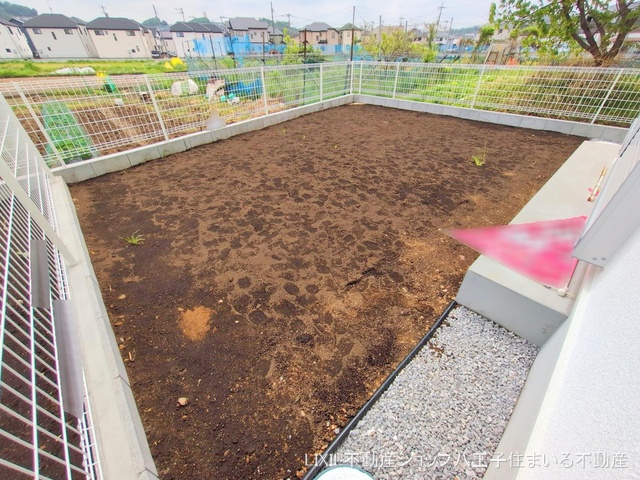 東京都日野市新井1丁目の新築戸建て完成写真 2025年4月24日撮影