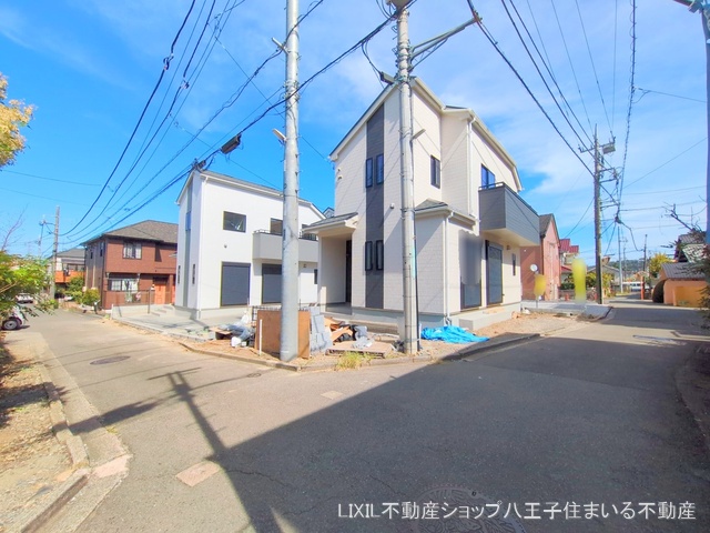 東京都日野市平山5丁目の新築戸建て外構写真 2025年10月7日撮影