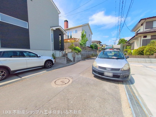 東京都日野市百草の新築戸建て外構写真 2025年6月25日撮影