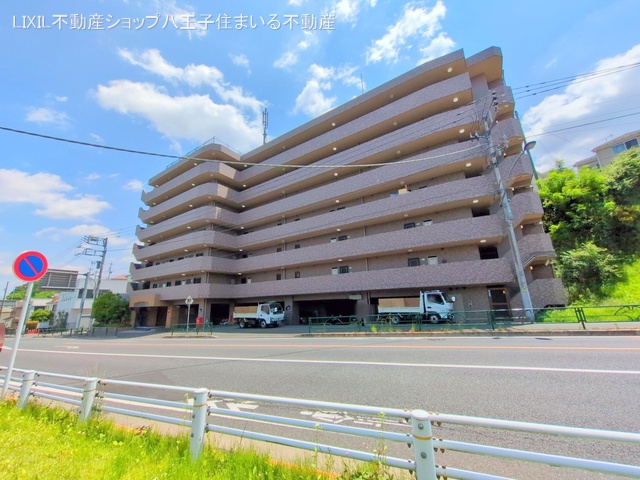 東京都日野市大坂上２丁目のマンション『ルピナス日野壱番館』外観写真 2025年5月12日撮影