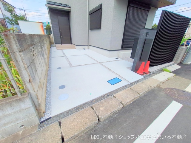 東京都日野市南平5丁目の新築戸建て完成写真 2025年8月21日撮影