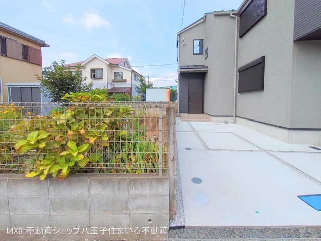 東京都日野市南平5丁目の新築戸建て完成写真 2025年8月21日撮影