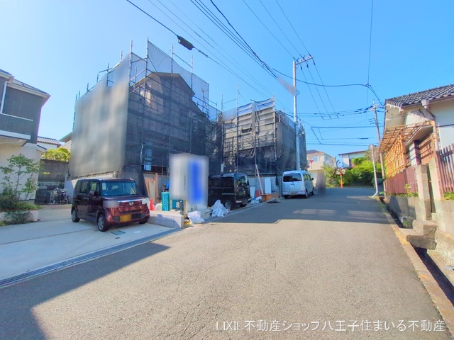 東京都日野市三沢５丁目の新築戸建てシート写真 2025年9月15日撮影