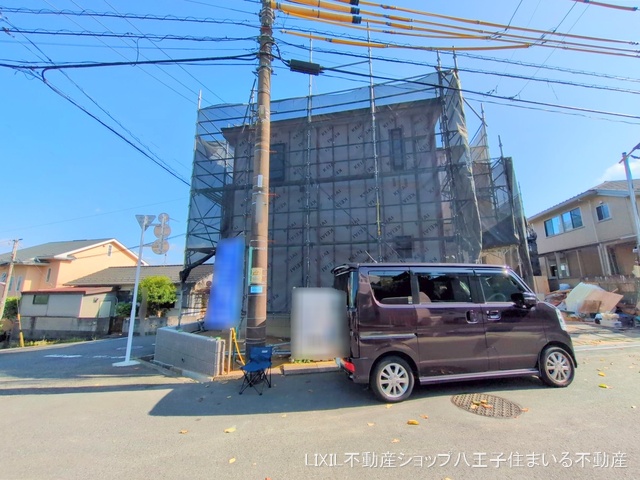 東京都日野市三沢５丁目の新築戸建てシート写真 2025年9月15日撮影
