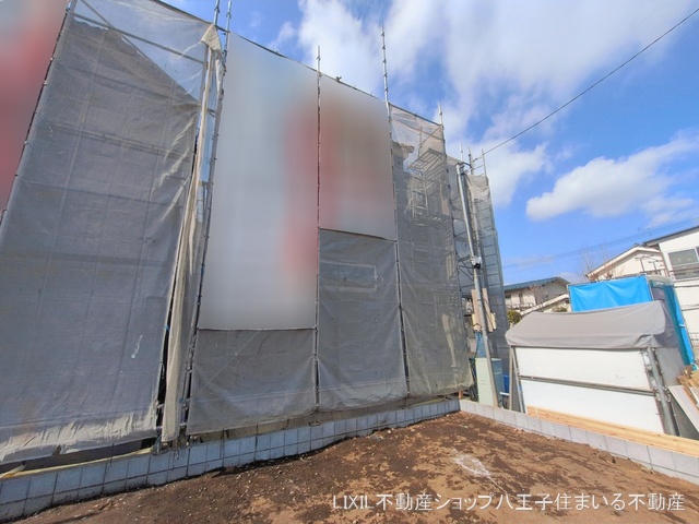 東京都日野市多摩平６丁目の新築戸建てシート写真 2026年2月17日撮影