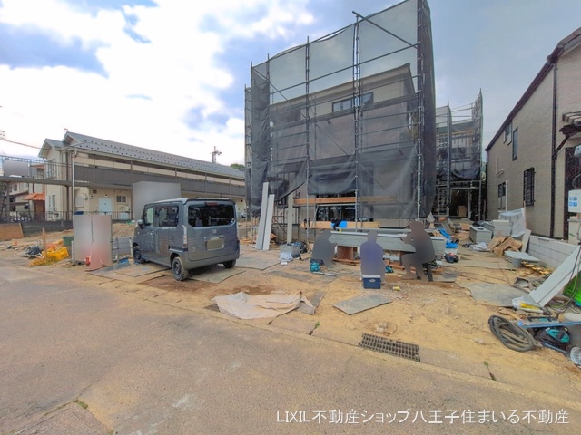 東京都日野市南平２丁目の新築戸建てシート写真 2026年5月13日撮影