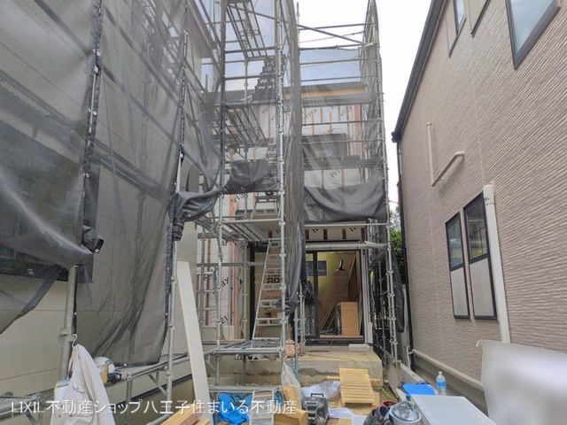 東京都日野市南平２丁目の新築戸建てシート写真 2026年5月13日撮影