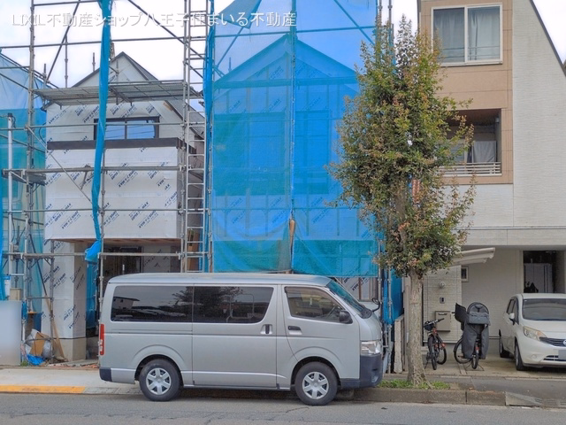 東京都日野市日野本町４丁目の新築戸建てシート写真 2026年7月5日撮影