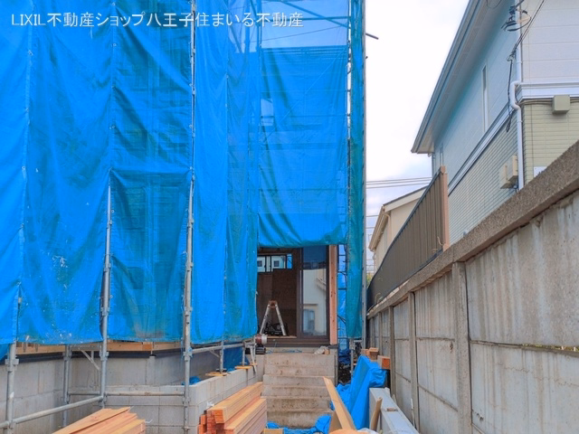 東京都日野市多摩平３丁目の新築戸建てシート写真 2026年7月12日撮影