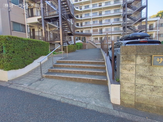 千葉県松戸市常盤平２丁目のマンション『サンハイツ常盤平B棟』エントランス写真 2026年1月21日撮影