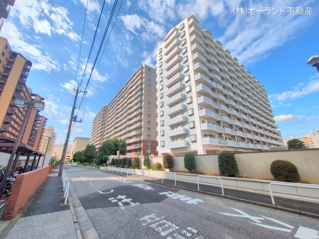 千葉県松戸市新松戸３丁目のマンション『パークハウス新松戸311』外観写真 2025年9月29日撮影