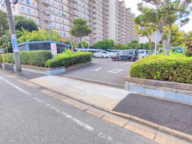 千葉県松戸市新松戸７丁目のマンション『サンライトパストラル五番街A棟』外観写真 2025年9月29日撮影