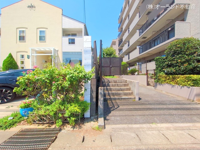 千葉県松戸市五香西２丁目のマンション『アーベントハイム松戸常盤平』外観写真 2025年7月22日撮影