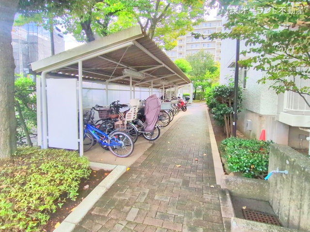 千葉県松戸市新松戸４丁目のマンション『サンライトパストラル六番街A棟』外観写真 2025年10月26日撮影